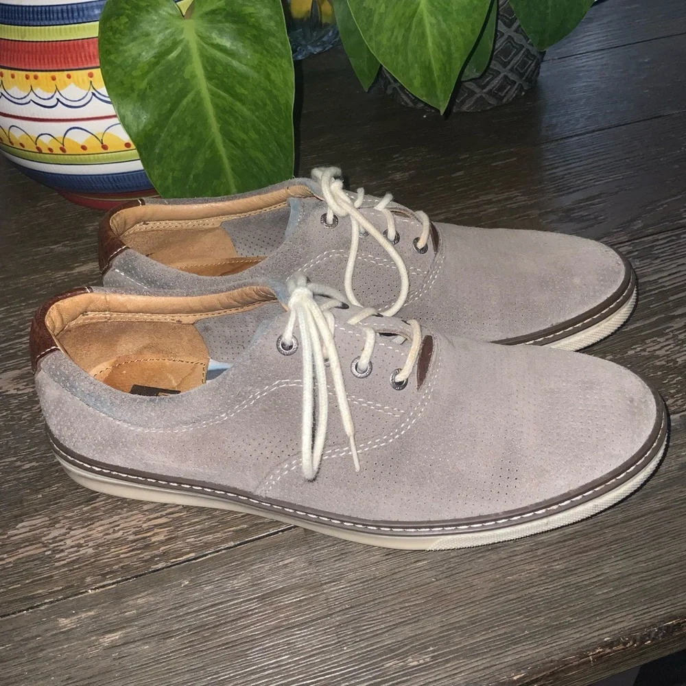 Johnston & Murphy Men's McGuffey Plain Toe Shoe Gray OIled Leather 8